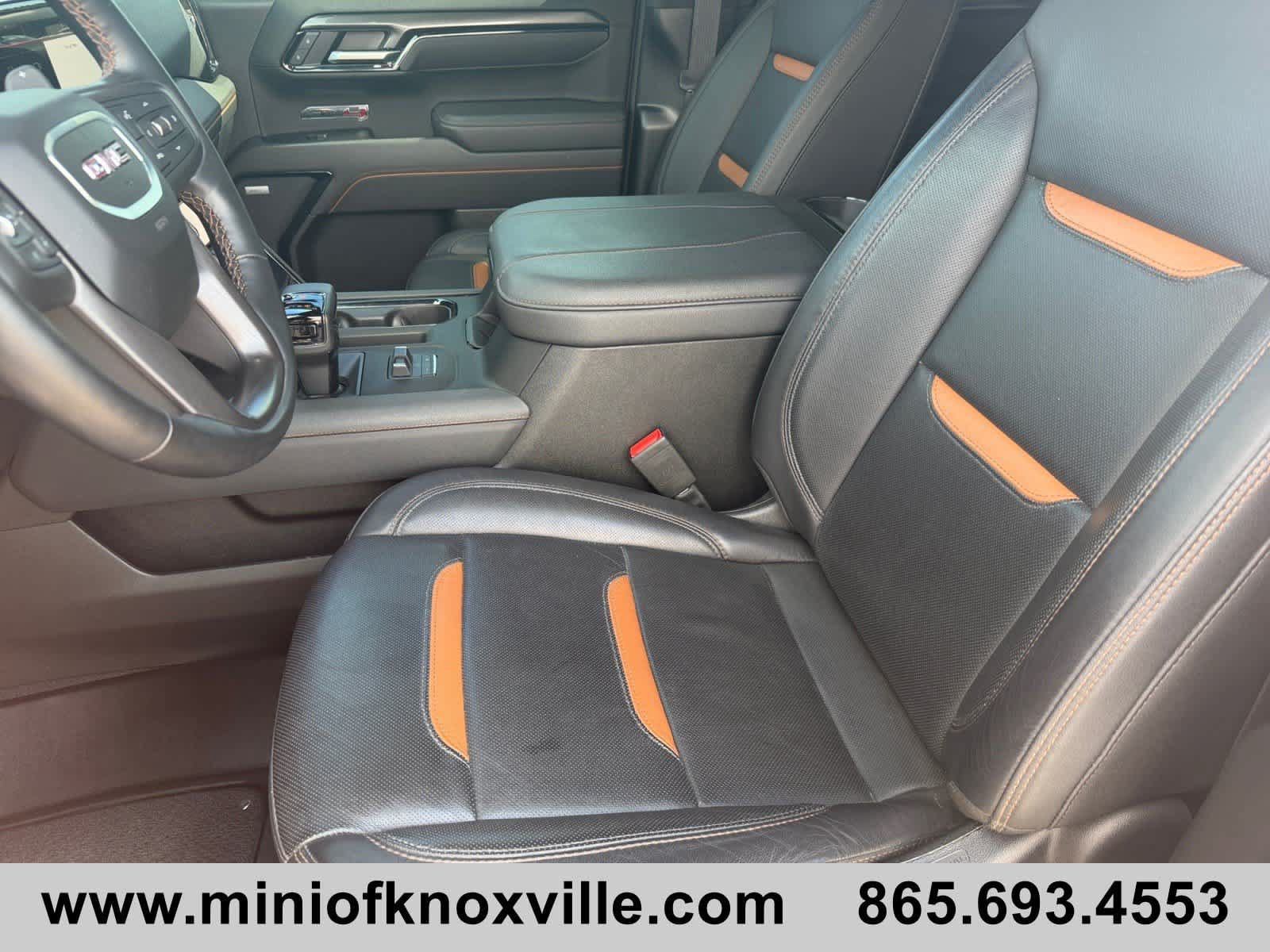 Used 2025 GMC Sierra 1500 AT4 w/ AT4 Premium Package AWD/4WD image 12
