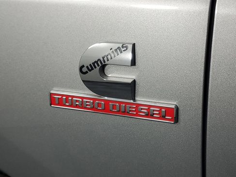 Used 2022 RAM 3500 Tradesman image 12