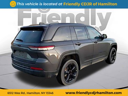 New 2025 Jeep Grand Cherokee Altitude image 5