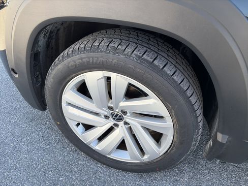 Certified 2021 Volkswagen Atlas SEL image 7