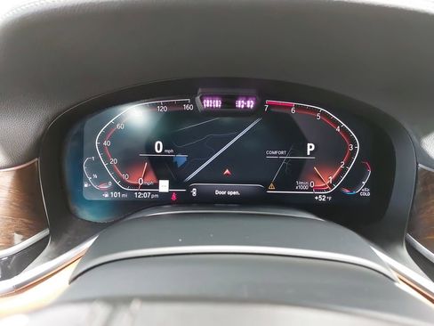 Used 2020 BMW 750i xDrive image 18