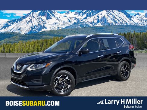 Used 2019 Nissan Rogue SV AWD/4WD image 1
