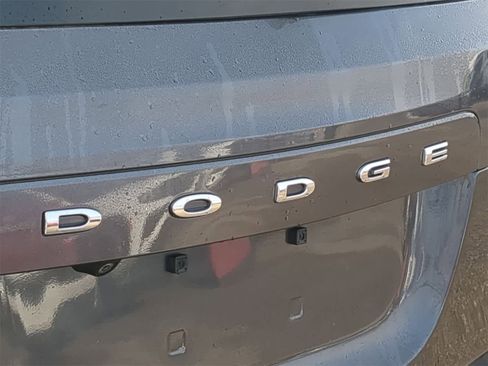 Used 2018 Dodge Grand Caravan SE image 19