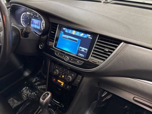 Used 2020 Buick Encore Essence AWD/4WD image 22