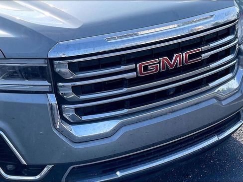 Used 2023 GMC Acadia SLT w/ Technology Package FWD image 22