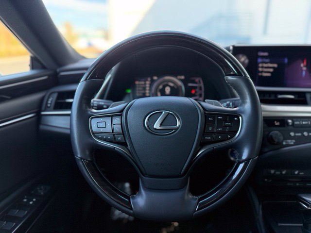 Used 2019 Lexus ES 300h w/ Premium Package FWD image 23