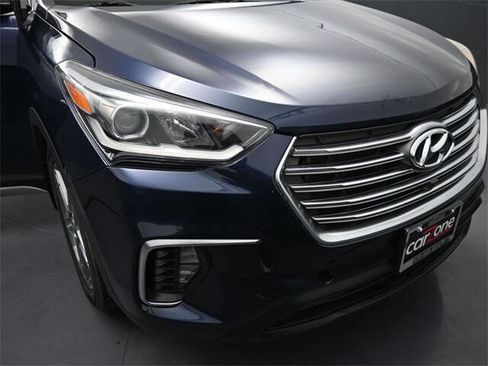 Used 2018 Hyundai Santa Fe Limited image 19