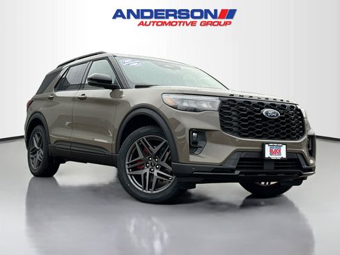 New 2026 Ford Explorer ST-Line image 1