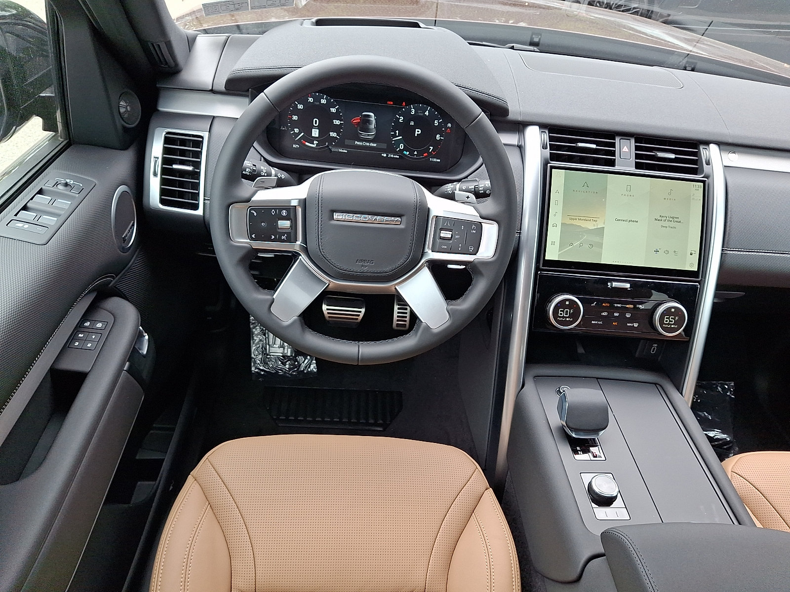 New 2026 Land Rover Discovery Limited Edition AWD/4WD image 4