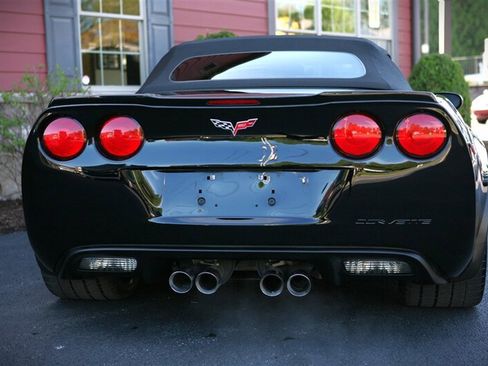 Used 2013 Chevrolet Corvette 427 w/ 1SB Preferred Equipment Group RWD image 7