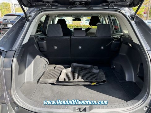 Used 2023 Toyota RAV4 LE FWD image 10