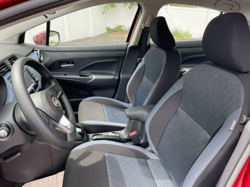 Certified 2025 Nissan Versa SV w/ Trunk Package image 21