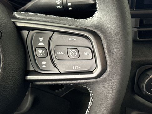 New 2026 Jeep Gladiator Sport image 18