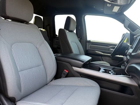 Used 2022 RAM 1500 Big Horn AWD/4WD image 15