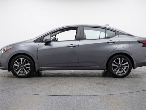 Used 2025 Nissan Versa SV FWD image 3