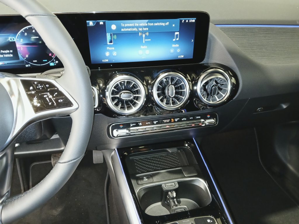 New 2026 Mercedes-Benz GLA 250 4MATIC image 20
