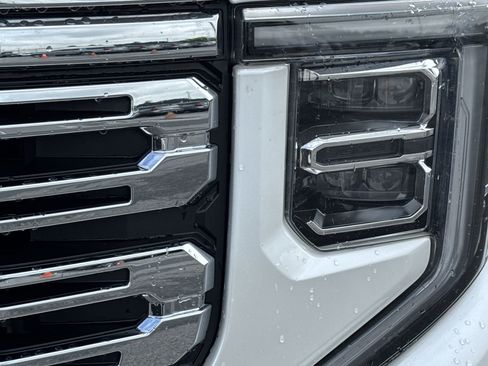 Used 2024 GMC Sierra 1500 Denali w/ Denali Reserve Package RWD image 6