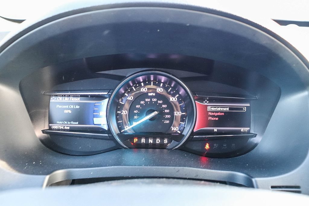Used 2017 Ford Explorer Limited FWD image 26