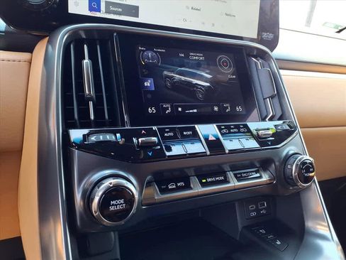 Used 2024 Lexus LX 600 4WD w/ Interior Upgrade Package image 14