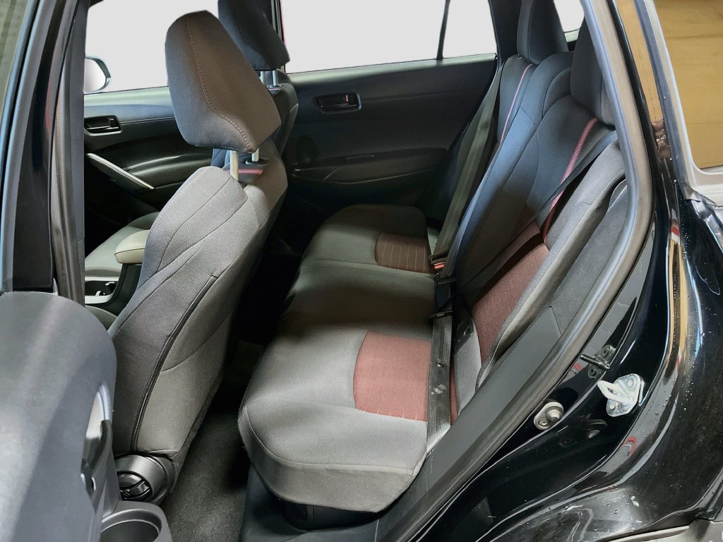 Used 2024 Toyota Corolla Cross AWD Hybrid w/ Moonroof Package image 25