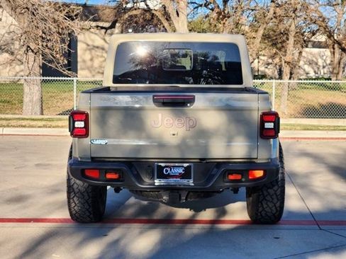 Used 2020 Jeep Gladiator Mojave image 14