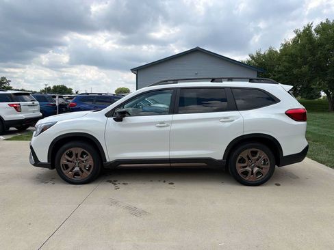 Certified 2026 Subaru Ascent Limited Bronze AWD/4WD image 3