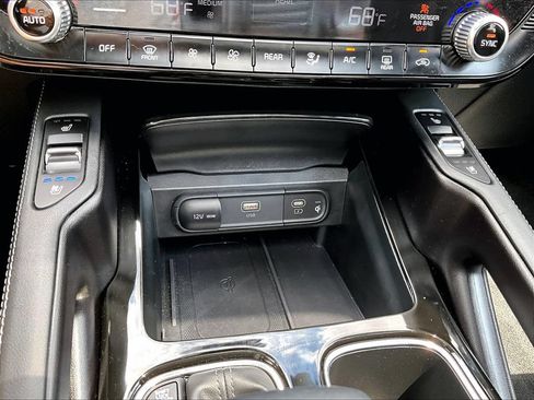 Used 2025 Kia Telluride EX X-Line AWD/4WD image 21