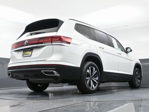 Used 2024 Volkswagen Atlas SE image 55