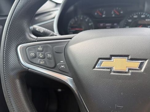 Used 2023 Chevrolet Malibu LT FWD image 25