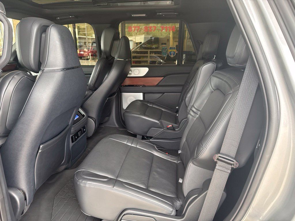 Used 2024 Lincoln Navigator Reserve AWD/4WD image 19