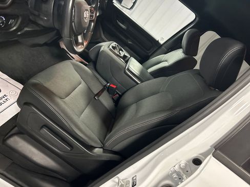 Used 2023 RAM 1500 Tradesman AWD/4WD image 12