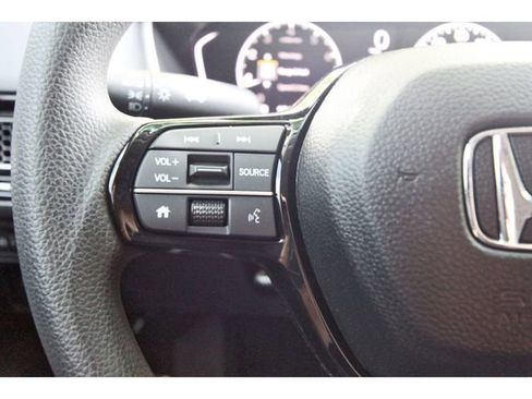 Used 2025 Honda Civic LX image 18