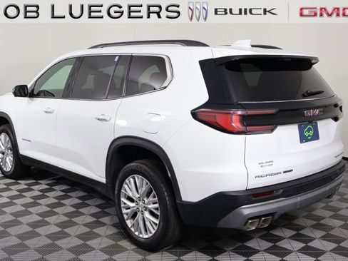 Certified 2026 GMC Acadia Elevation w/ Elevation Premium Package AWD/4WD image 4