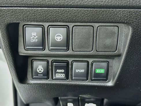 Used 2022 Nissan Rogue Sport SL image 13