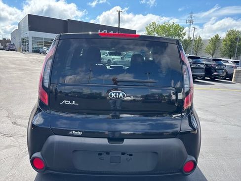 Used 2014 Kia Soul FWD image 4