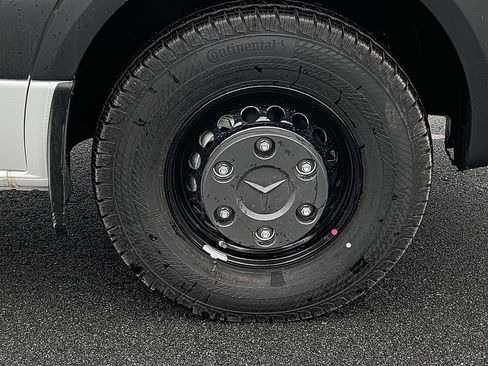 New 2025 Mercedes-Benz Sprinter 3500 image 5