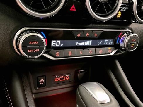 New 2025 Nissan Sentra SR w/ SR Premium Package image 27