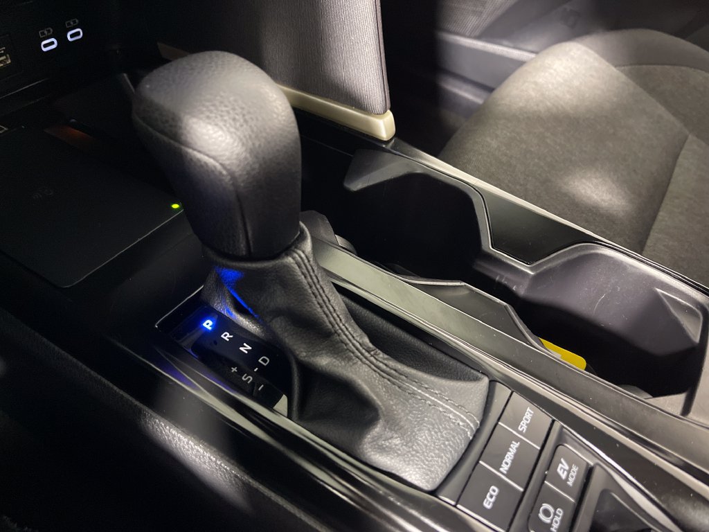 Used 2025 Toyota Camry LE FWD image 22