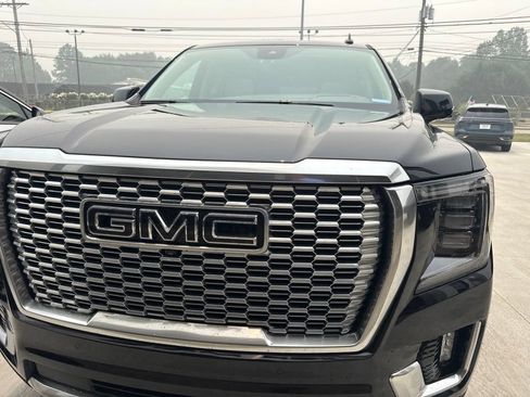 Used 2023 GMC Yukon Denali w/ Denali Reserve Package AWD/4WD image 23