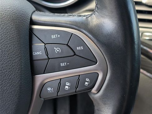 Used 2021 Jeep Grand Cherokee Limited AWD/4WD image 26