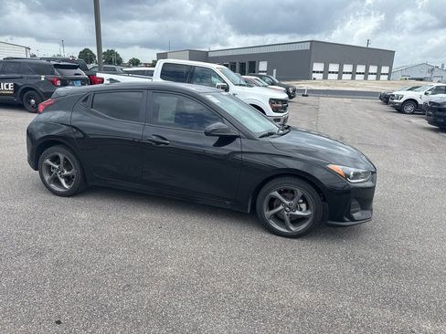 Used 2020 Hyundai Veloster 2.0 FWD image 20