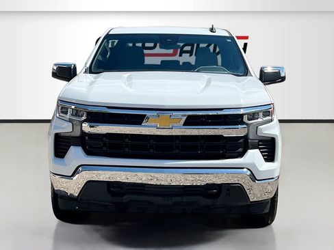 Used 2022 Chevrolet Silverado 1500 LT w/ Z71 Off-Road Package AWD/4WD image 2