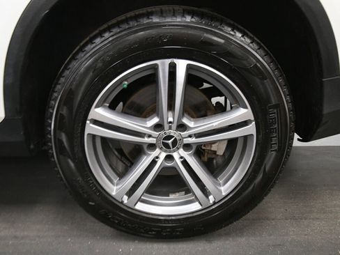 Used 2022 Mercedes-Benz GLC 300 4MATIC image 34