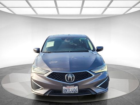 Used 2019 Acura ILX image 2