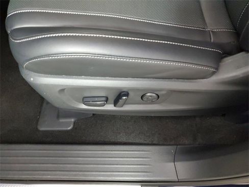 Certified 2025 INFINITI QX60 Pure image 24