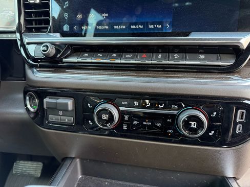 Used 2025 Chevrolet Silverado 1500 RST image 49