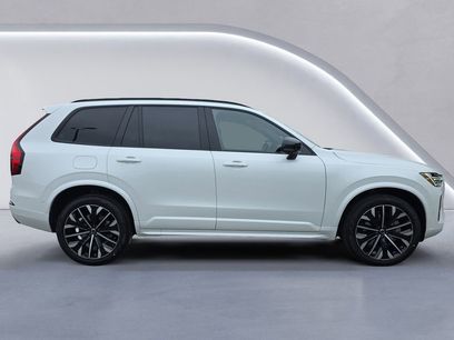 New 2026 Volvo XC90 B6 Ultra w/ Protection Package Premier