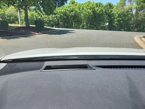 Used 2022 Toyota Camry XSE w/ Navigation Package FWD image 12