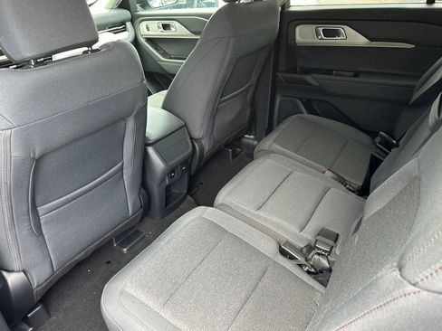 New 2026 Ford Explorer Active image 13