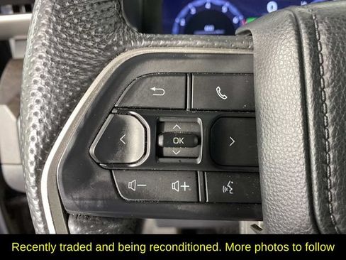 Used 2024 Toyota Tacoma Limited w/ Limited Package (LT) AWD/4WD image 17